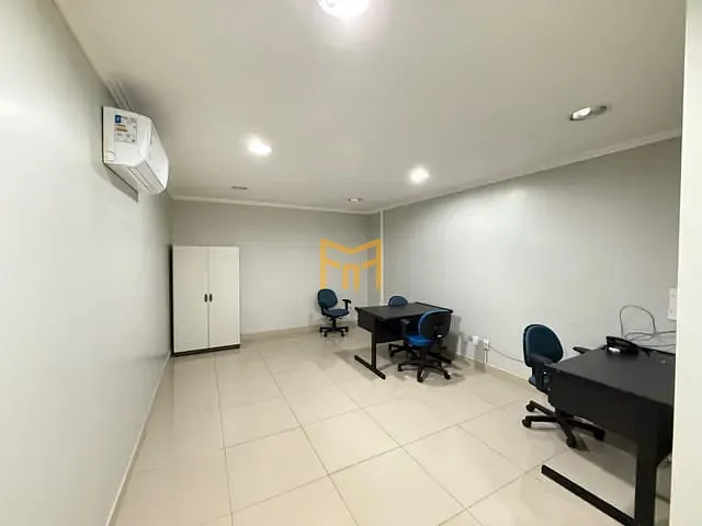 Sala para alugar, no bairro Umarizal em Belém