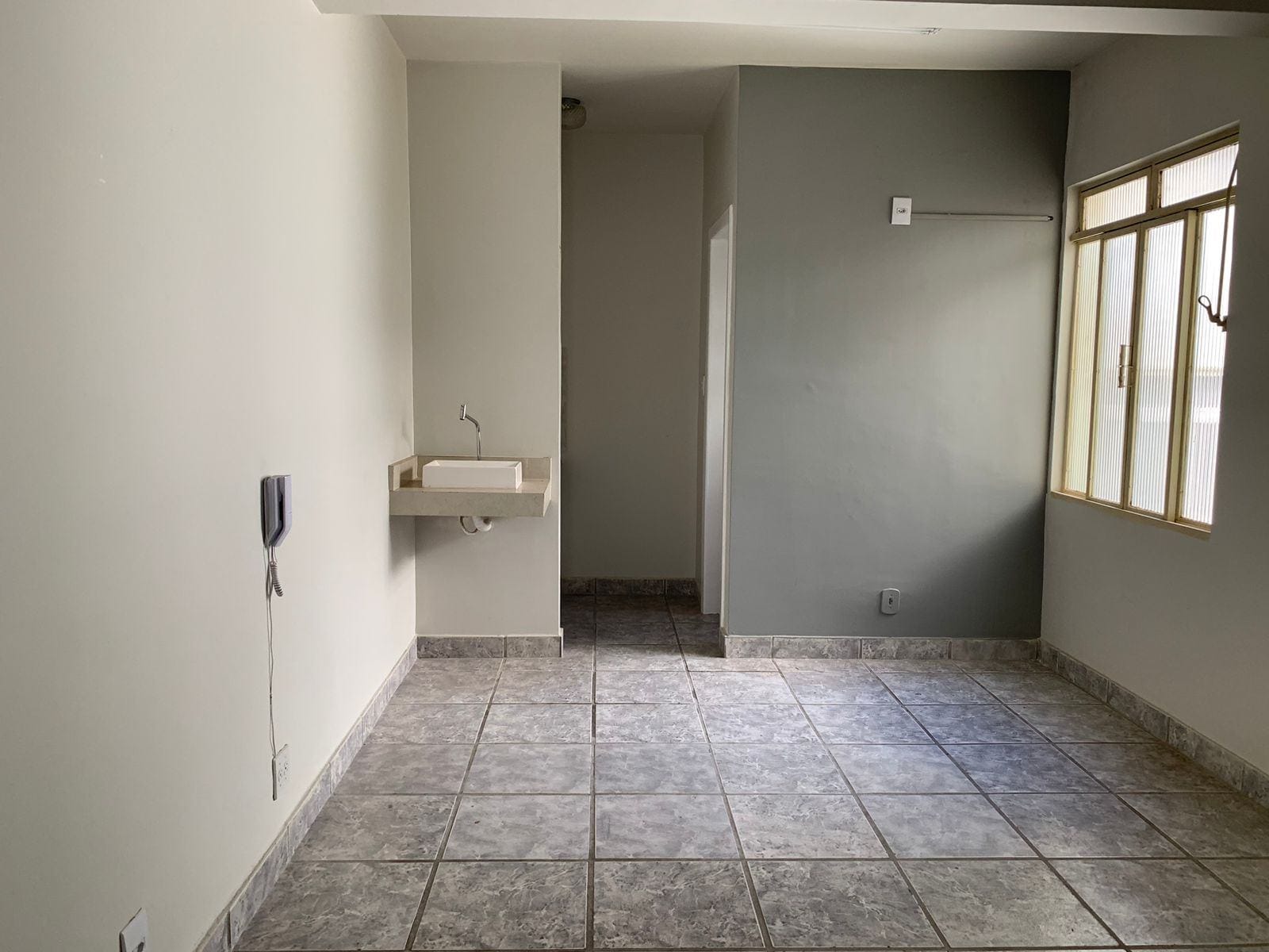 Sala para locação no bairro Ouro Preto - Belo Horizonte, MG