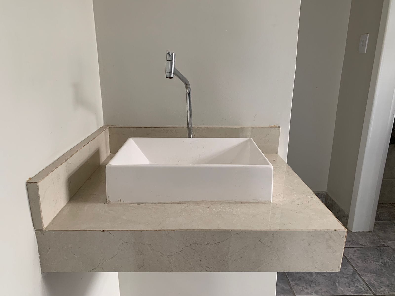 Sala para locação no bairro Ouro Preto - Belo Horizonte, MG
