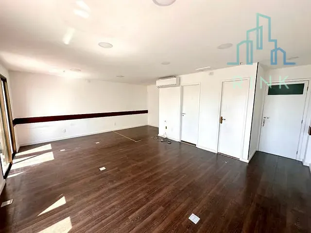 Sala para alugar, no bairro Centro em Niterói