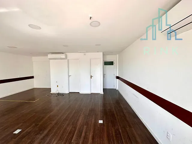 Sala para alugar, no bairro Centro em Niterói