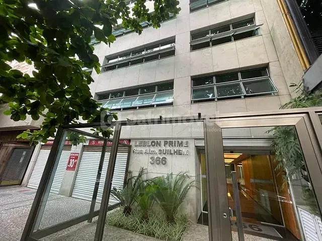 Sala com 140m², para alugar, no bairro Leblon em Rio de Janeiro