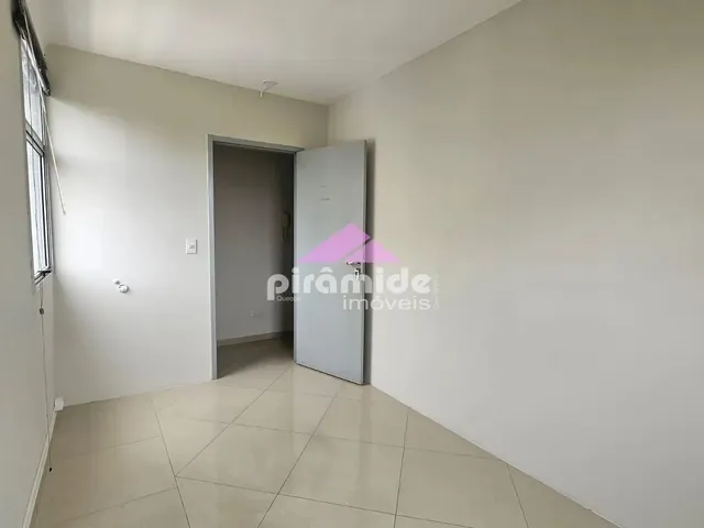 Sala com 16m², para alugar, no bairro Centro em São José Dos Campos