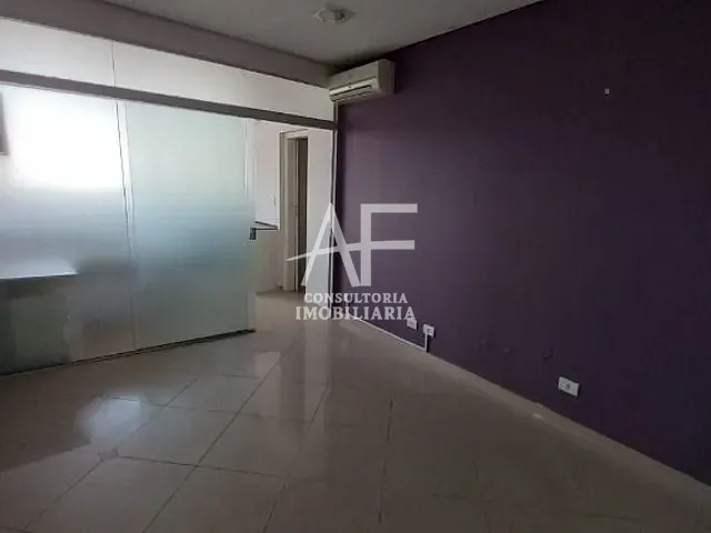 Sala com 28m², para alugar, no bairro Centro em Taubaté