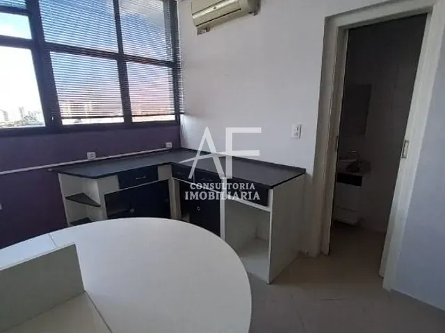 Sala com 28m², para alugar, no bairro Centro em Taubaté