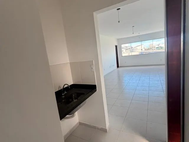 Sala para alugar, no bairro Centro em Macaé