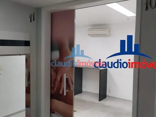 Sala à venda ou para alugar, no bairro Centro em Barra Mansa
