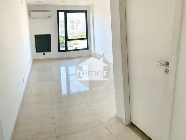 Sala com 19m², à venda, no bairro Jacarepaguá em Rio de Janeiro