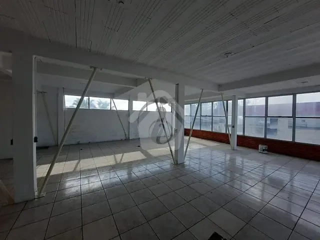 Sala com 280m², para alugar, no bairro Languiru em Teutônia