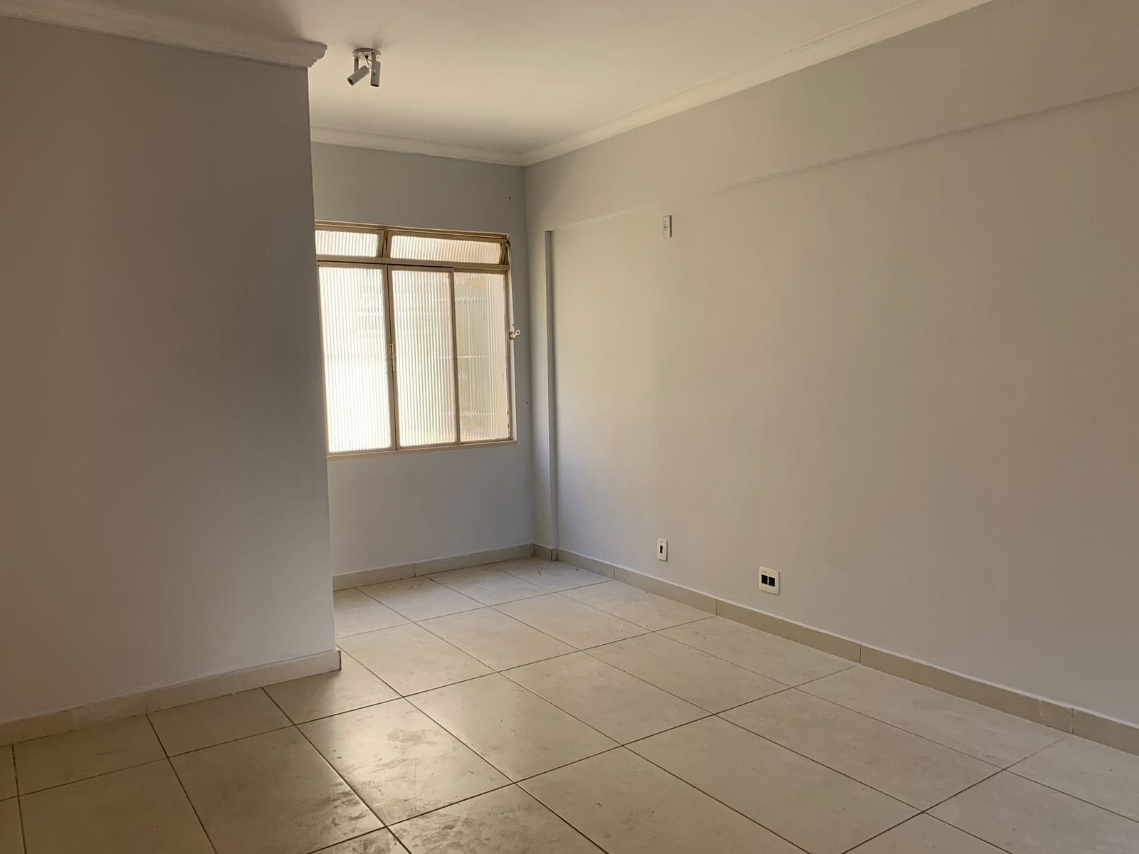 Sala para locação no bairro Ouro Preto, Belo Horizonte, MG