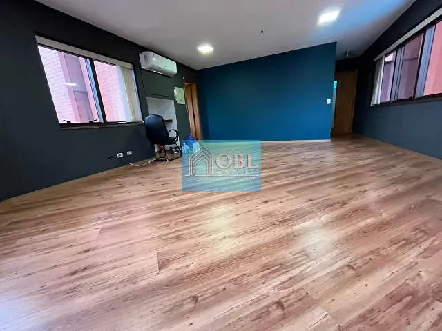 Sala com 40m², para alugar, no bairro Jardim Avelino em São Paulo