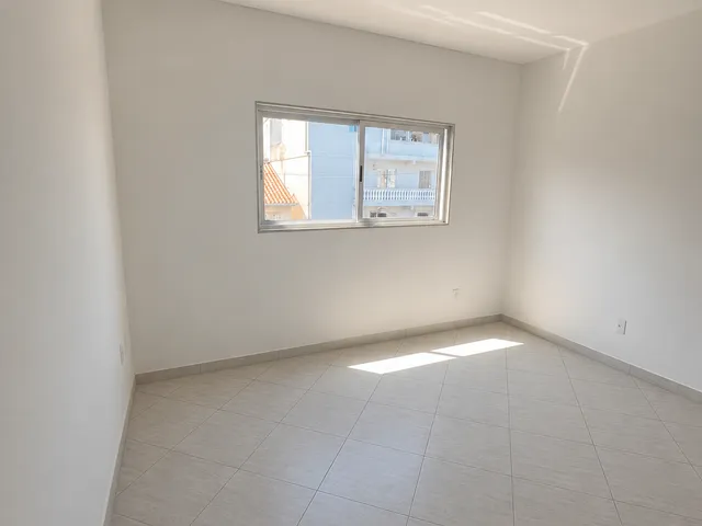 Sala para alugar, no bairro Centro em Macaé