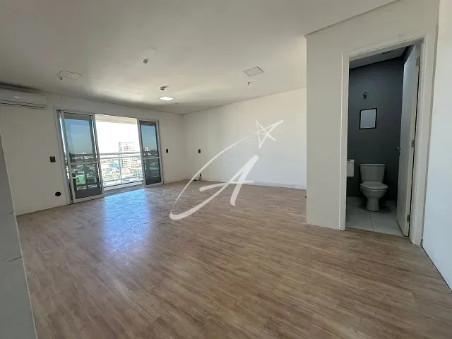 Sala à venda, no bairro Jd Analia Franco em São Paulo