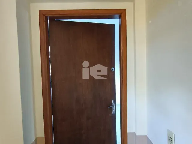 Sala para alugar, no bairro Centro em Rolândia