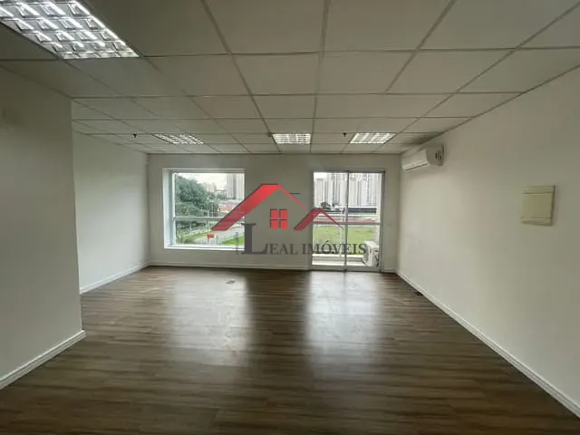 Sala com 37m², para alugar, no bairro Jardim em Santo André