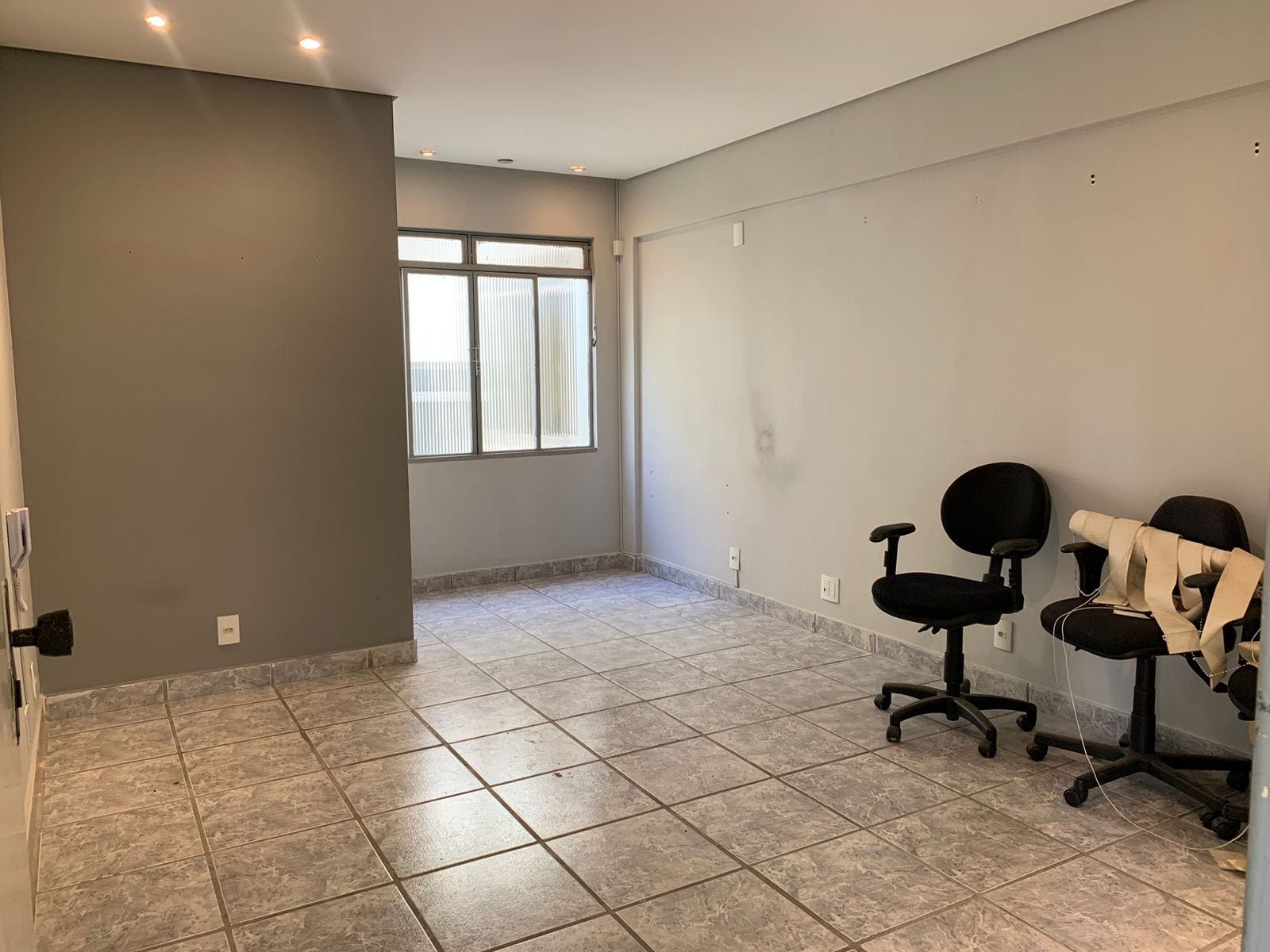 Sala para locação no bairro Ouro Preto, Belo Horizonte, MG