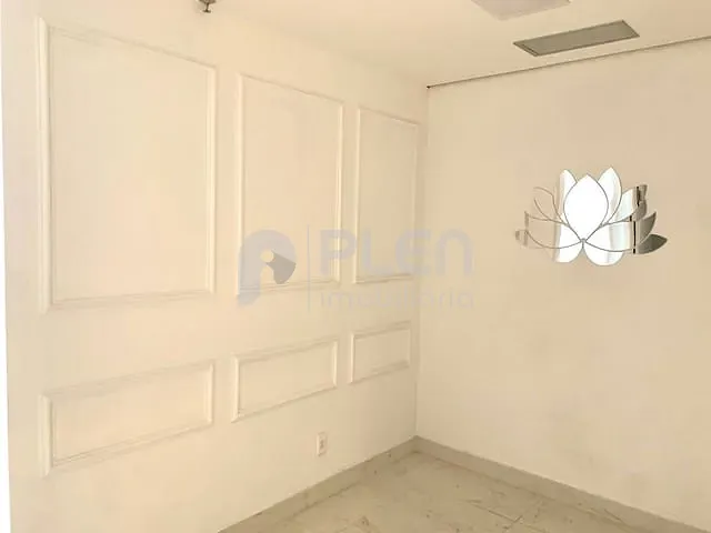 Sala à venda, no bairro Santana em São Paulo