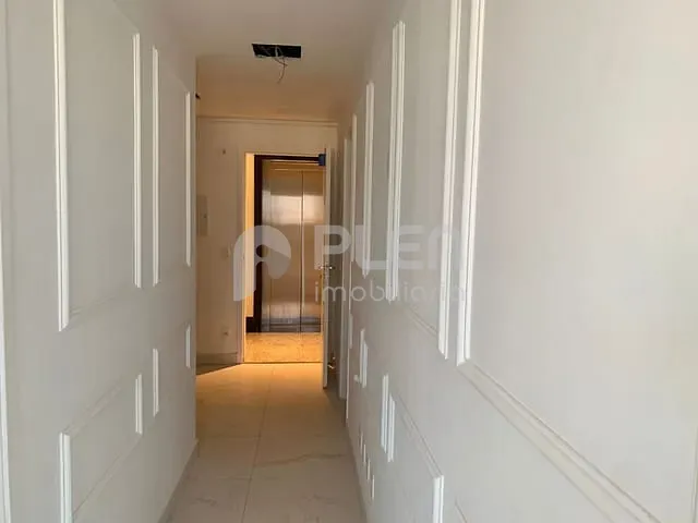 Sala à venda, no bairro Santana em São Paulo