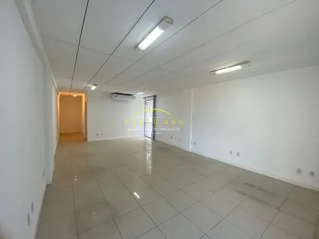 Sala à venda, no bairro Comércio em Salvador