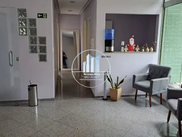 Sala com 150m², para alugar, no bairro Centro em Pouso Alegre