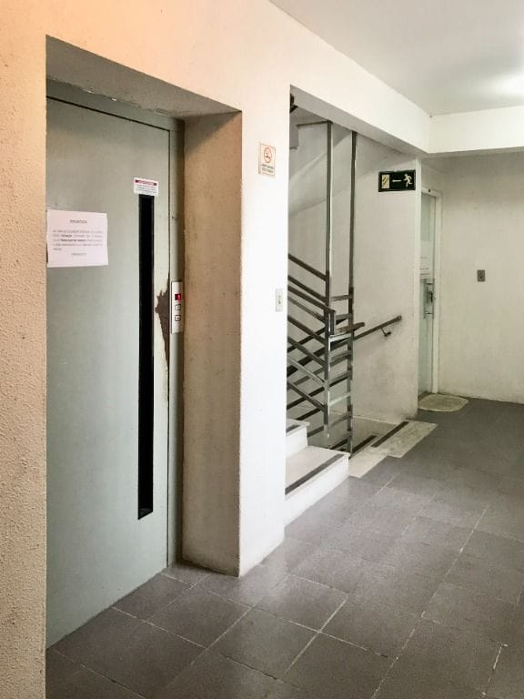 Sala Comercial no Centro na Rua General Neto: Excelente Localização, Alto Fluxo e Ideal para Impulsionar seu Negócio 2