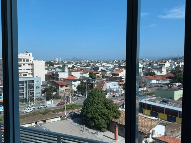 Sala à venda, no bairro Imbetiba em Macaé