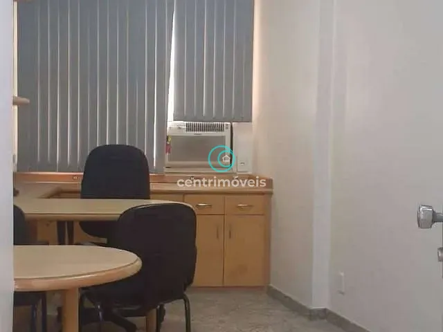 Sala à venda, no bairro Centro em Rio de Janeiro