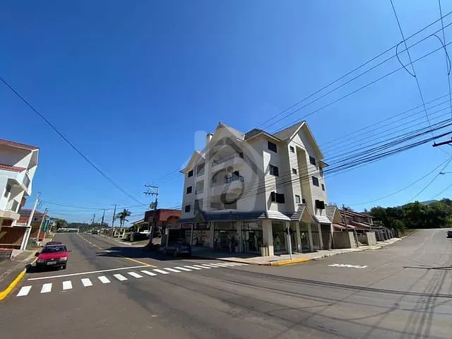 Sala 1 quarto e 1 banheiro, à venda, no bairro Teutônia em Teutônia