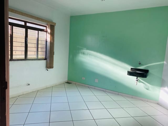 Sala para alugar, no bairro Centro em Cambé