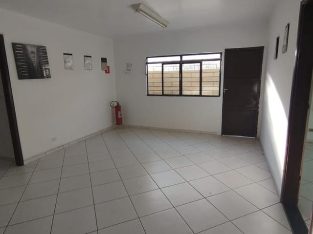 Sala para alugar, no bairro Centro em Cambé