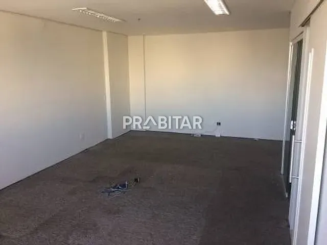 Sala à venda, no bairro Vila Leopoldina em São Paulo