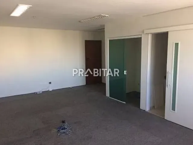 Sala à venda, no bairro Vila Leopoldina em São Paulo