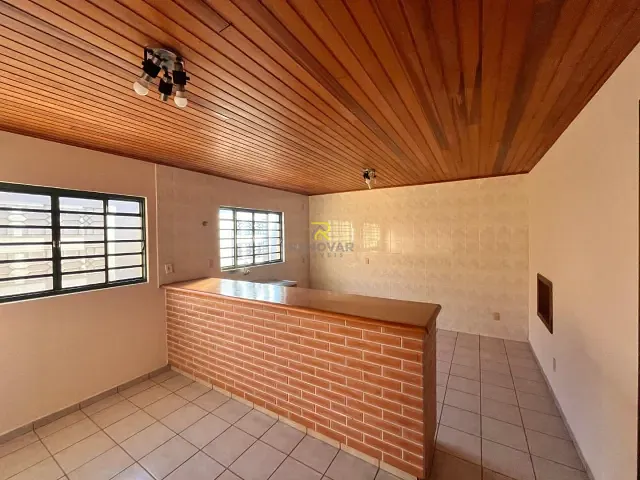 Sala com 384m², para alugar, no bairro Centro em Guarapuava