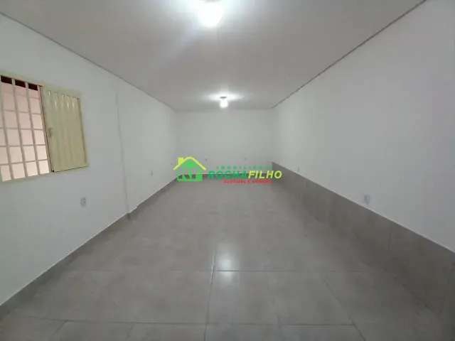 Sala com 32m², para alugar, no bairro Parque Piauí I em Timon