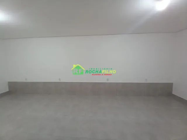 Sala com 32m², para alugar, no bairro Parque Piauí I em Timon