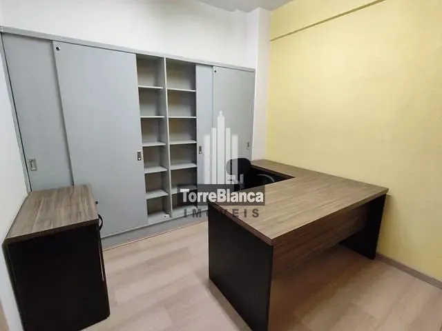 Sala com 25m², à venda, no bairro Centro em Ponta Grossa