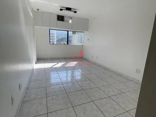 Sala com 35m², para alugar, no bairro Santa Lúcia em Vitória
