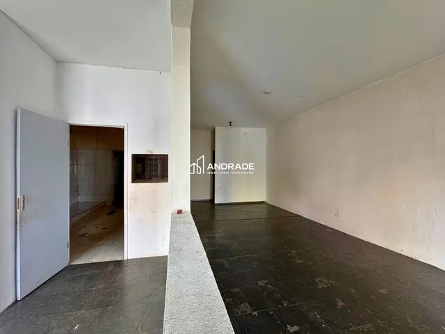 Sala com 90m², para alugar, no bairro Centro em Apucarana