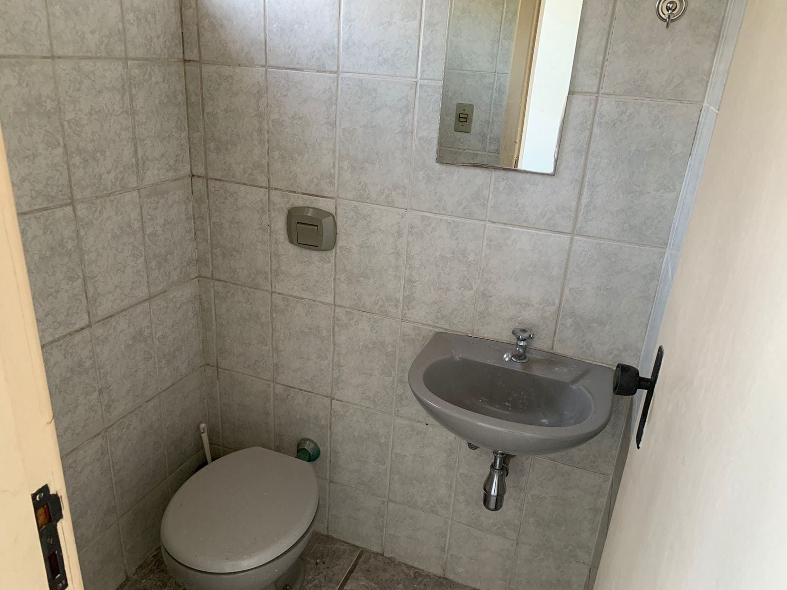 Sala para locação no bairro Ouro Preto, Belo Horizonte, MG
