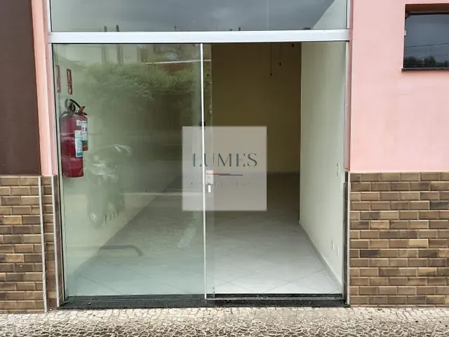 Sala com 32m², para alugar, no bairro Parque Residencial Jaguari em Americana