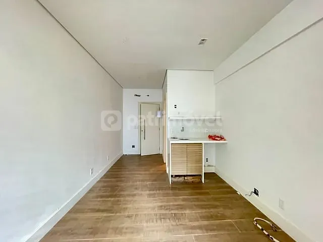 Sala com 35m², à venda, no bairro Copacabana em Rio de Janeiro