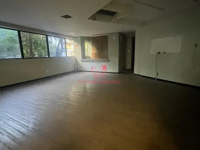 Sala com 300m², para alugar, no bairro Santa Lúcia em Vitória