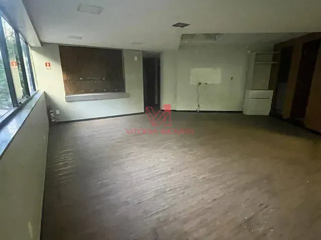 Sala com 300m², para alugar, no bairro Santa Lúcia em Vitória