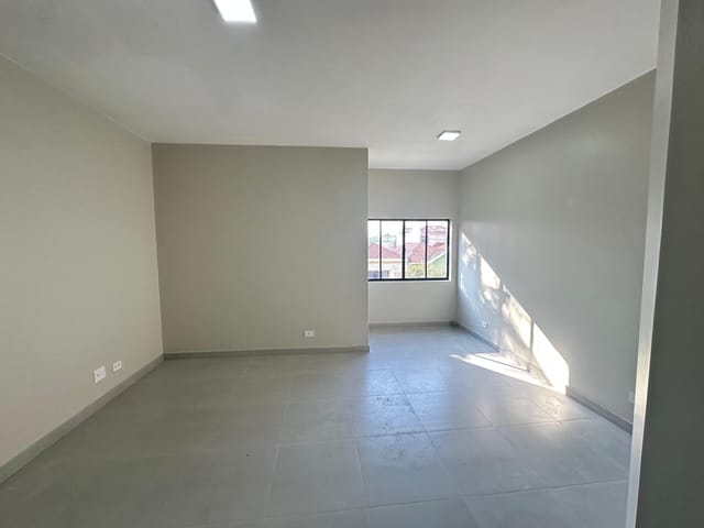 Foto do Sala - Seu Novo Endereço de Sucesso 🏆 Sala Comercial Exclusiva de 26m² com Ar-Condicionado, Á 450m do Metrô Belém! 🚇 | Organização Imobiliária Açores