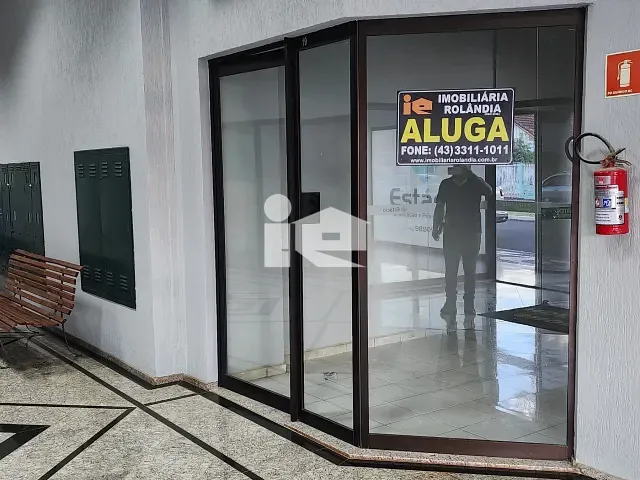 Sala para alugar, no bairro Centro em Rolândia