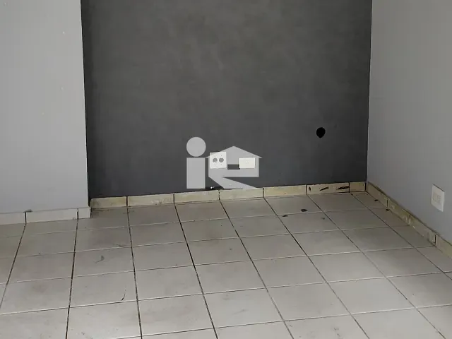 Sala para alugar, no bairro Centro em Rolândia