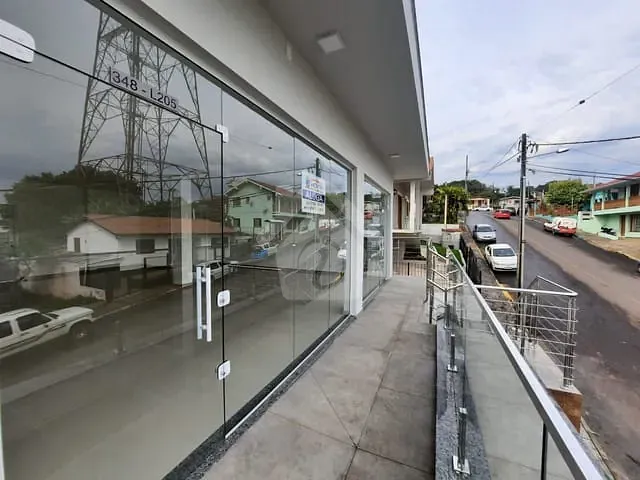 Sala com 75m², para alugar, no bairro Languiru em Teutônia