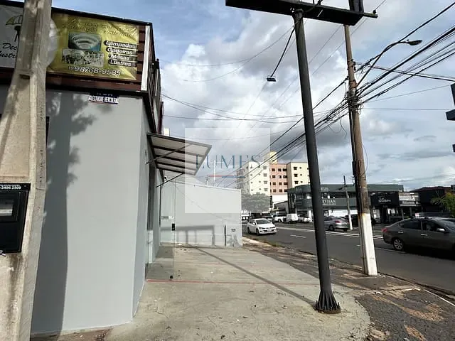 Sala com 93m², para alugar, no bairro Vila Frezzarin em Americana