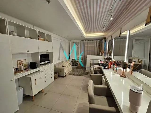 Sala à venda, no bairro Jacarepaguá em Rio de Janeiro