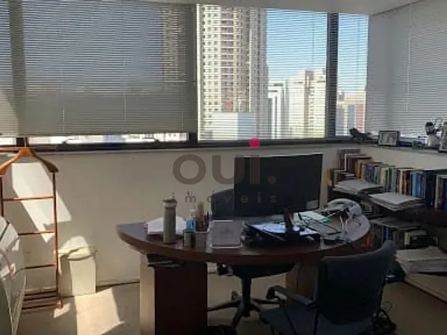Sala à venda ou para alugar, no bairro Itaim Bibi em São Paulo
